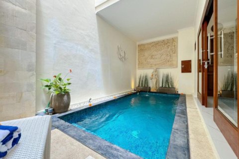 2 bedrooms Villa in Seminyak, Badung, Indonesia No. 13765 8