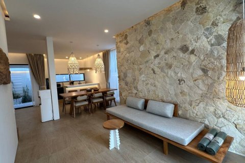 3 bedrooms Villa in Kuta, Badung, Indonesia No. 8997 12