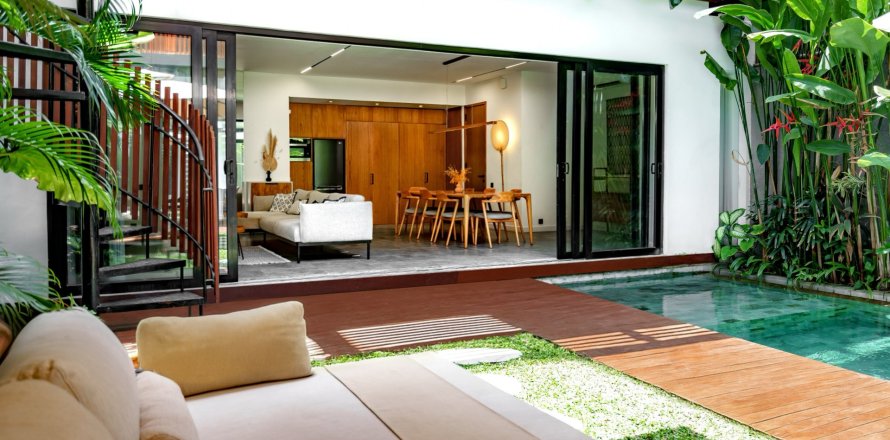 4 bedrooms Villa in Canggu, Badung, Indonesia No. 9391