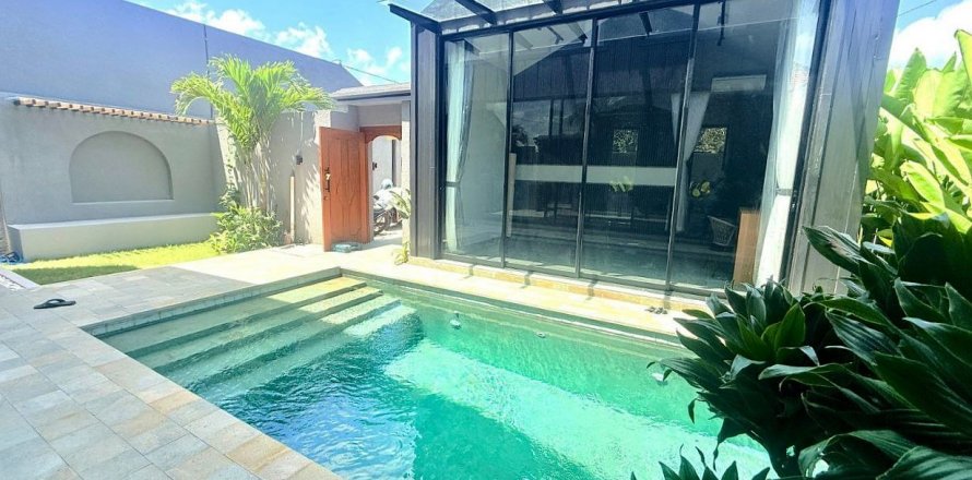3 bedrooms Villa in Denpasar, Indonesia No. 9098