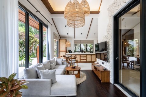 2 bedrooms Villa in Ubud, Gianyar, Indonesia No. 13748 11