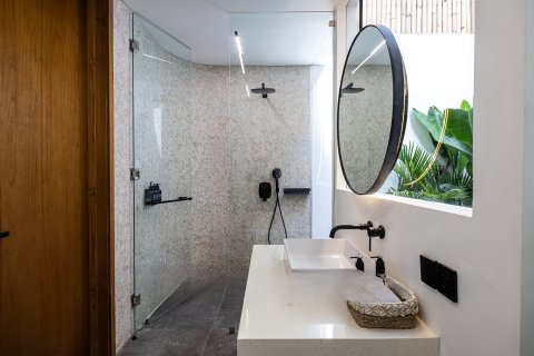4 bedrooms Villa in Canggu, Badung, Indonesia No. 9391 13