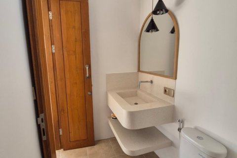 2 bedrooms Villa in Canggu, Badung, Indonesia No. 13752 14