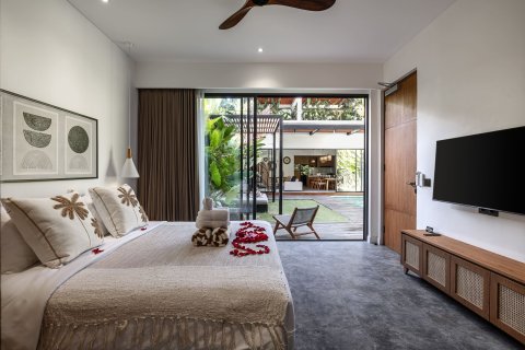 4 bedrooms Villa in Canggu, Badung, Indonesia No. 9649 13