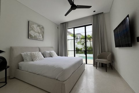 3 bedrooms Villa in Denpasar, Indonesia No. 8910 12