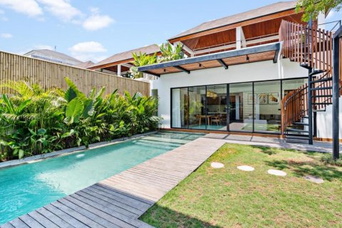 4 bedrooms Villa in Canggu, Badung, Indonesia No. 7394