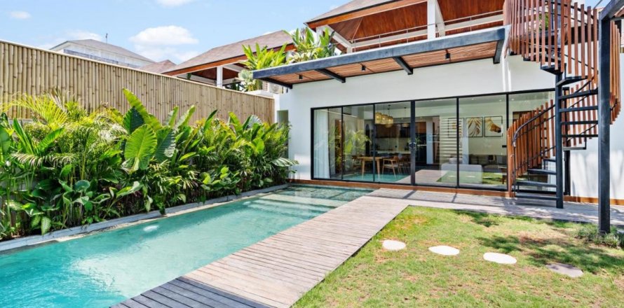 4 bedrooms Villa in Canggu, Badung, Indonesia No. 7394