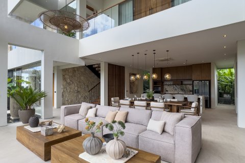 4 bedrooms Villa in Canggu, Badung, Indonesia No. 10044 3