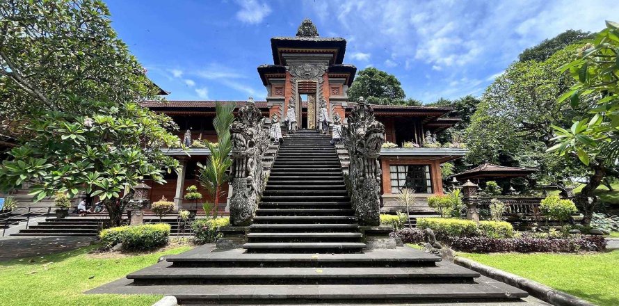 East Denpasar