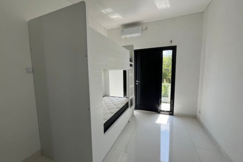 Вилла с 3 спальнями в Nusa Dua, Бадунг, Индонезия № 9093 4