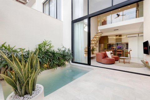 2 bedrooms Villa in Canggu, Badung, Indonesia No. 13750 2