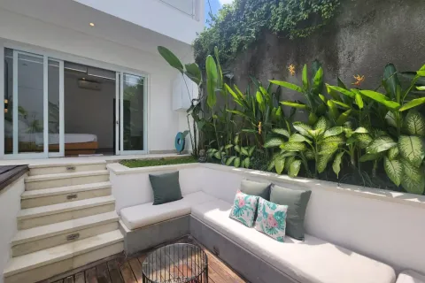 3 bedrooms Villa in Seminyak, Badung, Indonesia No. 10601 3