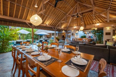 Вилла с 3 спальнями в Seminyak, Бадунг, Индонезия № 1336 2