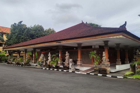 East Denpasar - photo 2