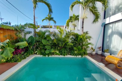 2 bedrooms Villa in South Kuta, Badung, Indonesia No. 10825 3