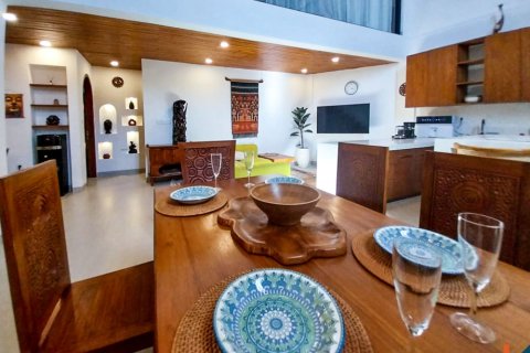 2 bedrooms Villa in South Kuta, Badung, Indonesia No. 10825 10