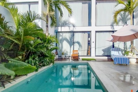 2 bedrooms Villa in South Kuta, Badung, Indonesia No. 10825 2