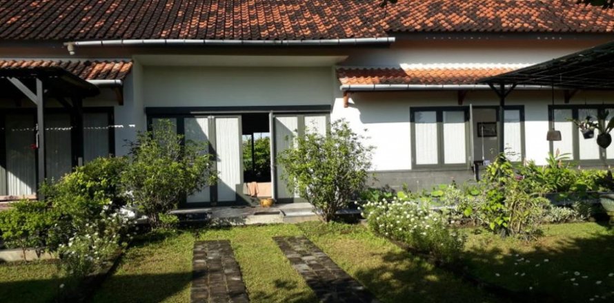 3 bedrooms Villa in Tabanan, Indonesia No. 11612