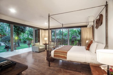 Вилла с 4 спальнями в Canggu, Бадунг, Индонезия № 877 10