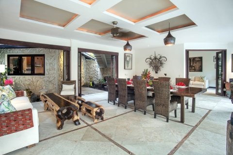 Вилла с 4 спальнями в Canggu, Бадунг, Индонезия № 877 5