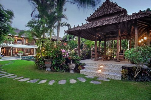 Вилла с 4 спальнями в Canggu, Бадунг, Индонезия № 877 9