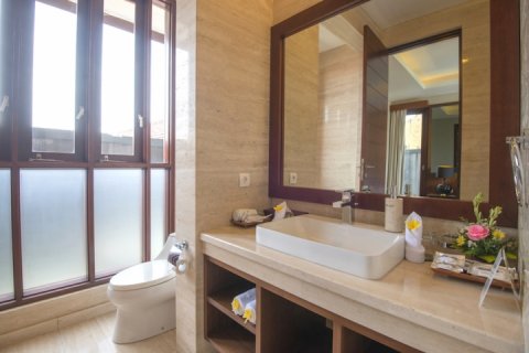 6 bedrooms Villa in Seminyak, Badung, Indonesia No. 875 16