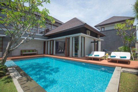 6 bedrooms Villa in Seminyak, Badung, Indonesia No. 875 3
