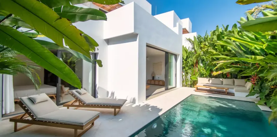 3 bedrooms Villa in Tumbak Bayuh, Mengwi, Badung, Indonesia No. 10268
