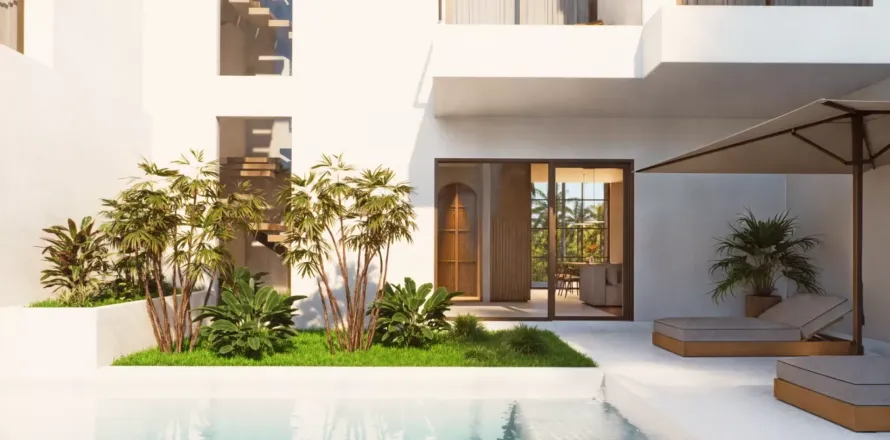 3 bedrooms Villa in Tibubeneng, Badung, Indonesia No. 10266