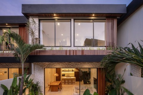 1263m2 Villa in Badung, Indonesia No. 9703 12