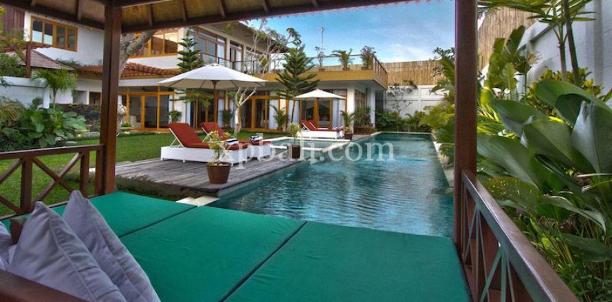 4 bedrooms Villa in Seminyak, Badung, Indonesia No. 145