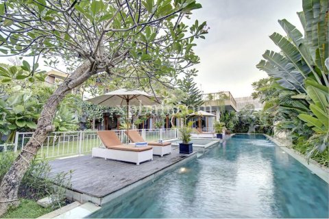 4 bedrooms Villa in Seminyak, Badung, Indonesia No. 145 2