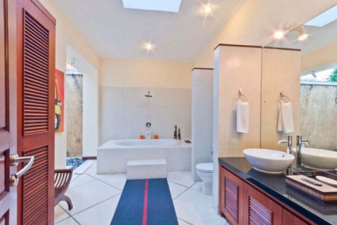 3 bedrooms Villa in Seminyak, Badung, Indonesia No. 1098 6