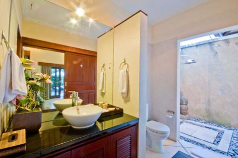 3 bedrooms Villa in Seminyak, Badung, Indonesia No. 1098 7