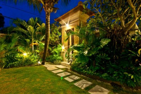 3 bedrooms Villa in Seminyak, Badung, Indonesia No. 1098 19