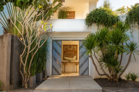 10 bedrooms Villa in South Kuta, Badung, Indonesia No. 1097 28