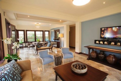 3 bedrooms Villa in Tabanan, Indonesia No. 1094 5
