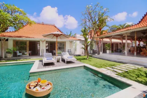 4 bedrooms Villa in Tibubeneng, Badung, Indonesia No. 10138 9