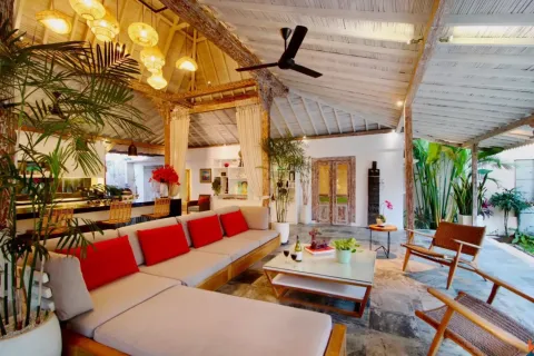 4 bedrooms Villa in Tibubeneng, Badung, Indonesia No. 10138 5