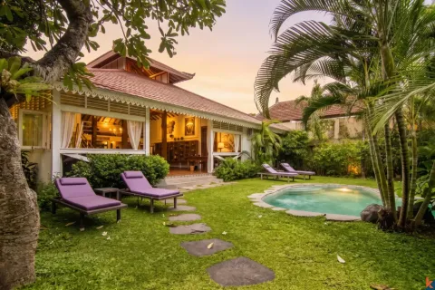 5 bedrooms Villa in Seminyak, Badung, Indonesia No. 10142