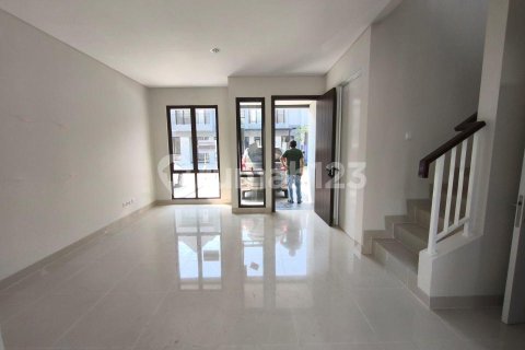 3 bedrooms House in Curug, Tangerang, Indonesia No. 13646 14