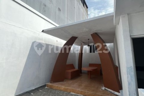 3 bedrooms House in Penjaringan, Jakarta, Indonesia No. 13642 15