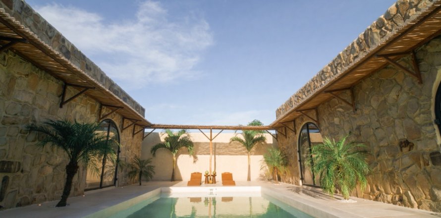 Studio Villa in Ungasan, Badung, Indonesia No. 13713
