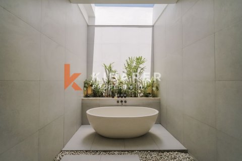 4 bedrooms Villa in Pererenan, Mengwi, Badung, Indonesia No. 12992 14