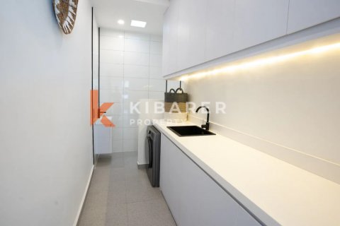 3 bedrooms Villa in Kuta, Badung, Indonesia No. 12997 9