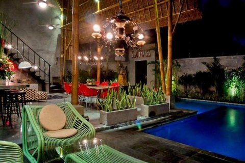 Вилла с 4 спальнями в Seminyak, Бадунг, Индонезия № 1055 4