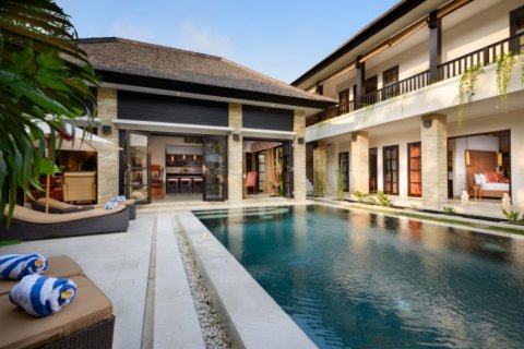 Вилла с 4 спальнями в Seminyak, Бадунг, Индонезия № 1058