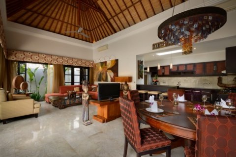 Вилла с 4 спальнями в Seminyak, Бадунг, Индонезия № 1058 6