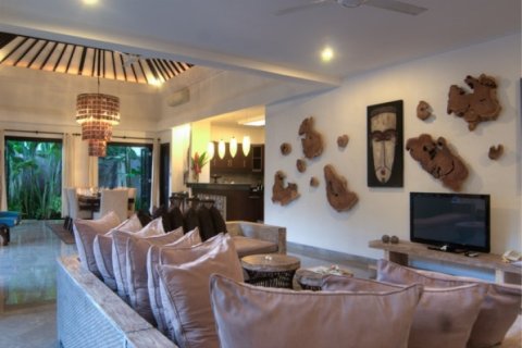 Вилла с 4 спальнями в Seminyak, Бадунг, Индонезия № 1057 13