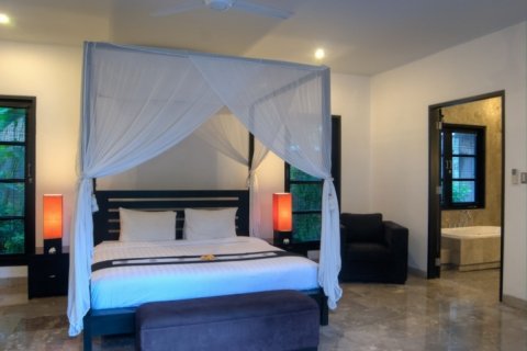 Вилла с 4 спальнями в Seminyak, Бадунг, Индонезия № 1057 20